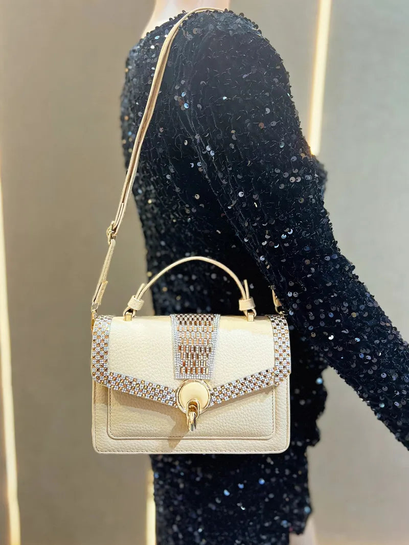 Sac luxe chaîne strass femme élégant